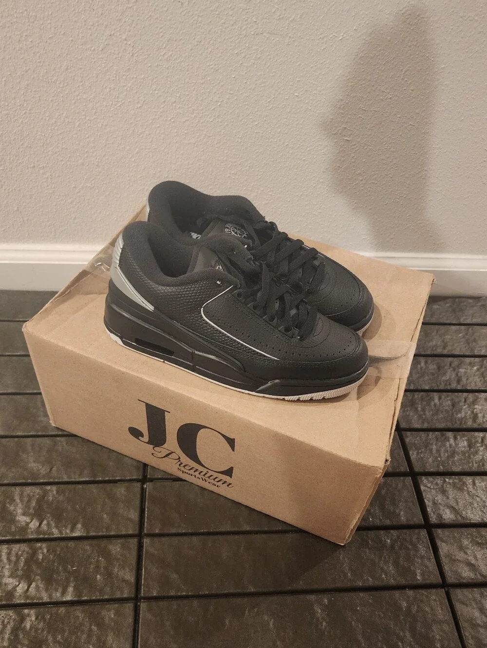 Women's Air Jordan 2/3 'Black Metallic Silver'